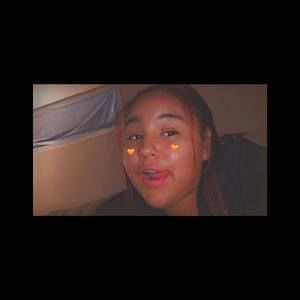 Meet your Posher, Ëvïë